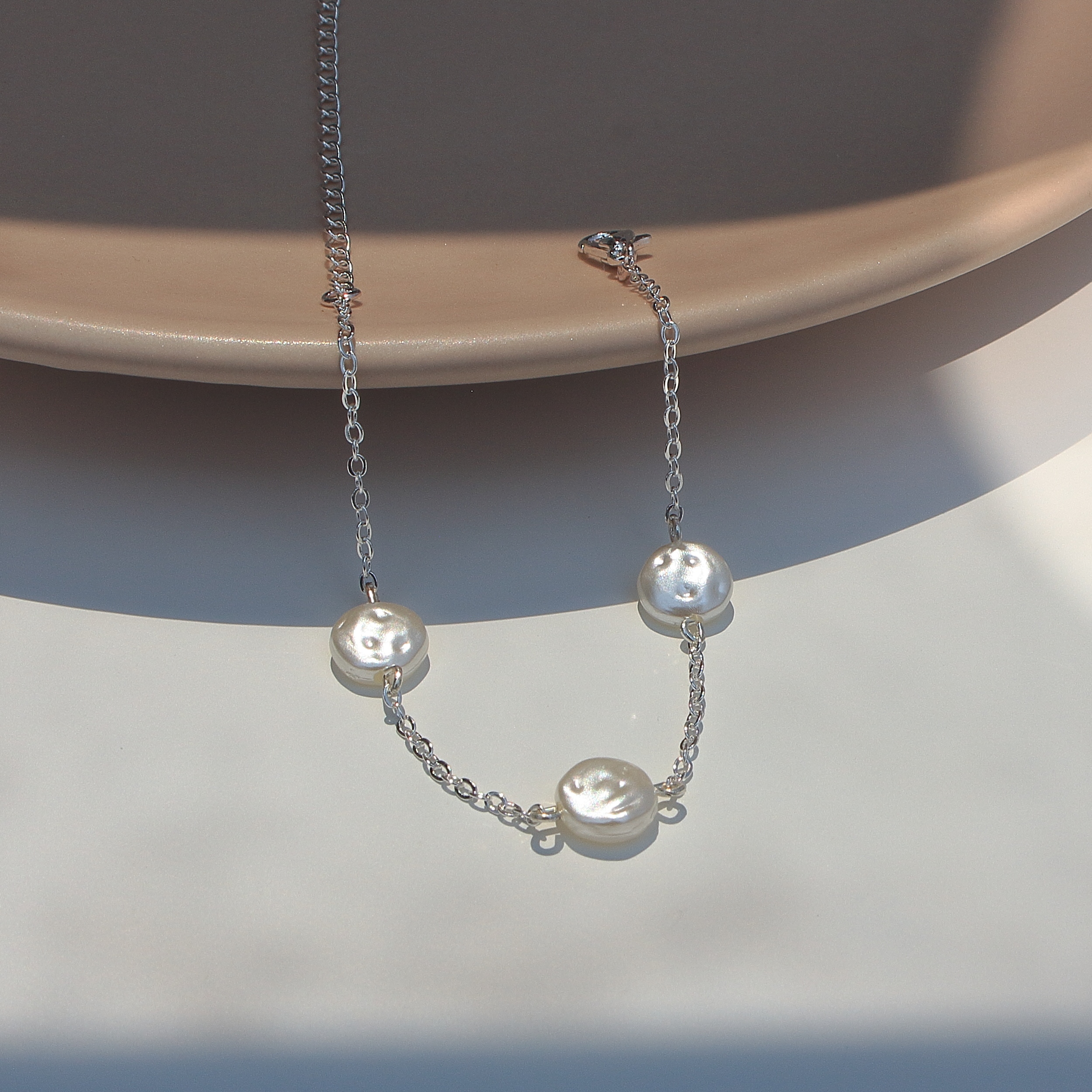 Pulseira Regular Mini Pérola Barroca.