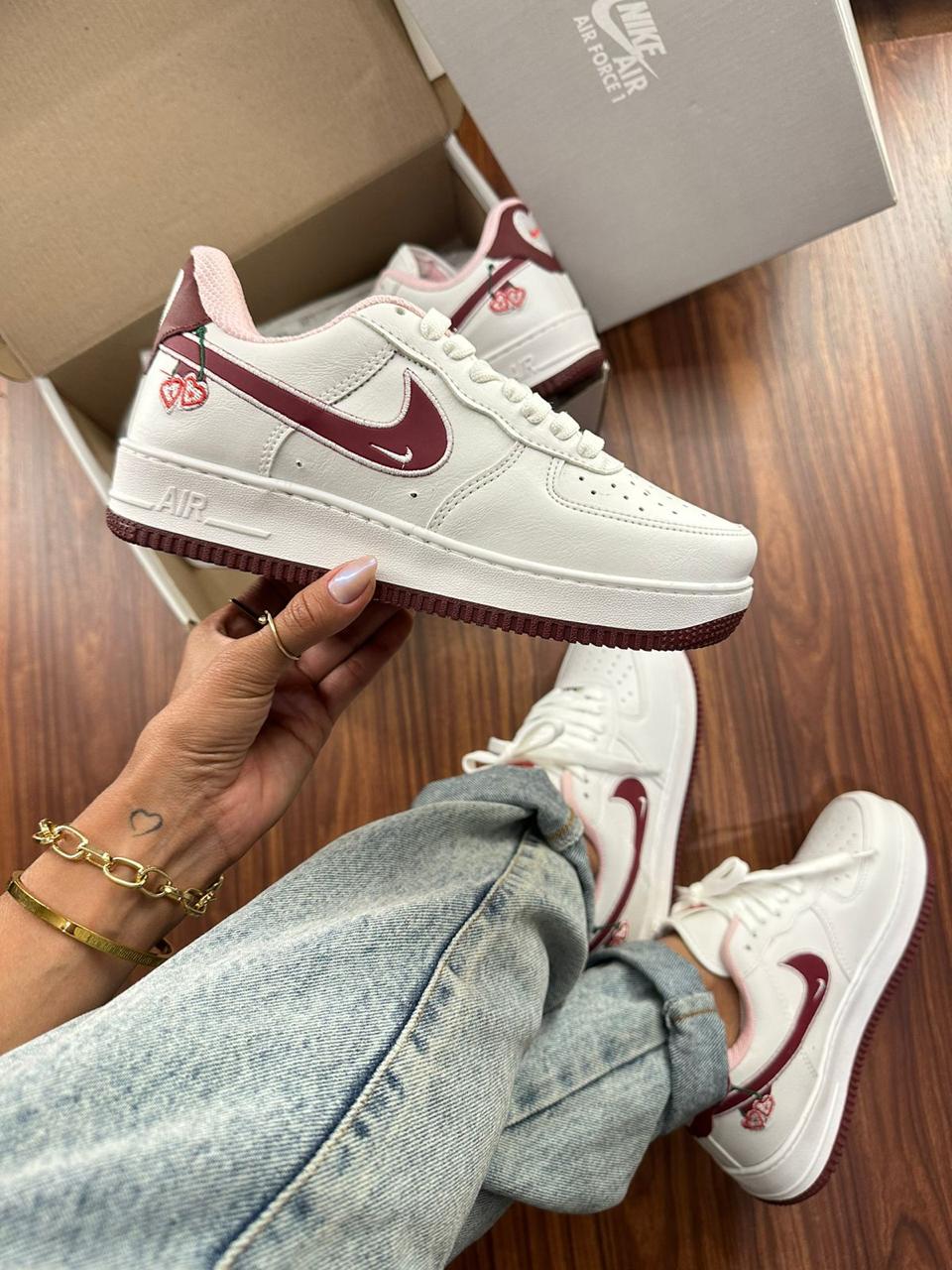 Nike Air Force Cherry Crush