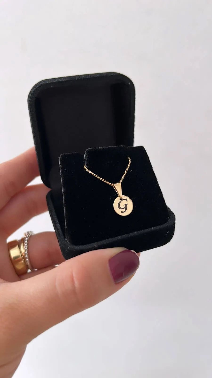 Gargantilha Medalha Inicial Foto Laser em Banho de Ouro Personalizado