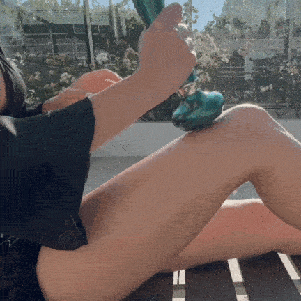 67f451f883405.gif