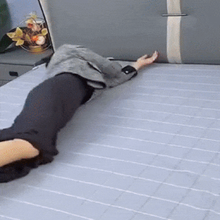 6801080424ae5.gif
