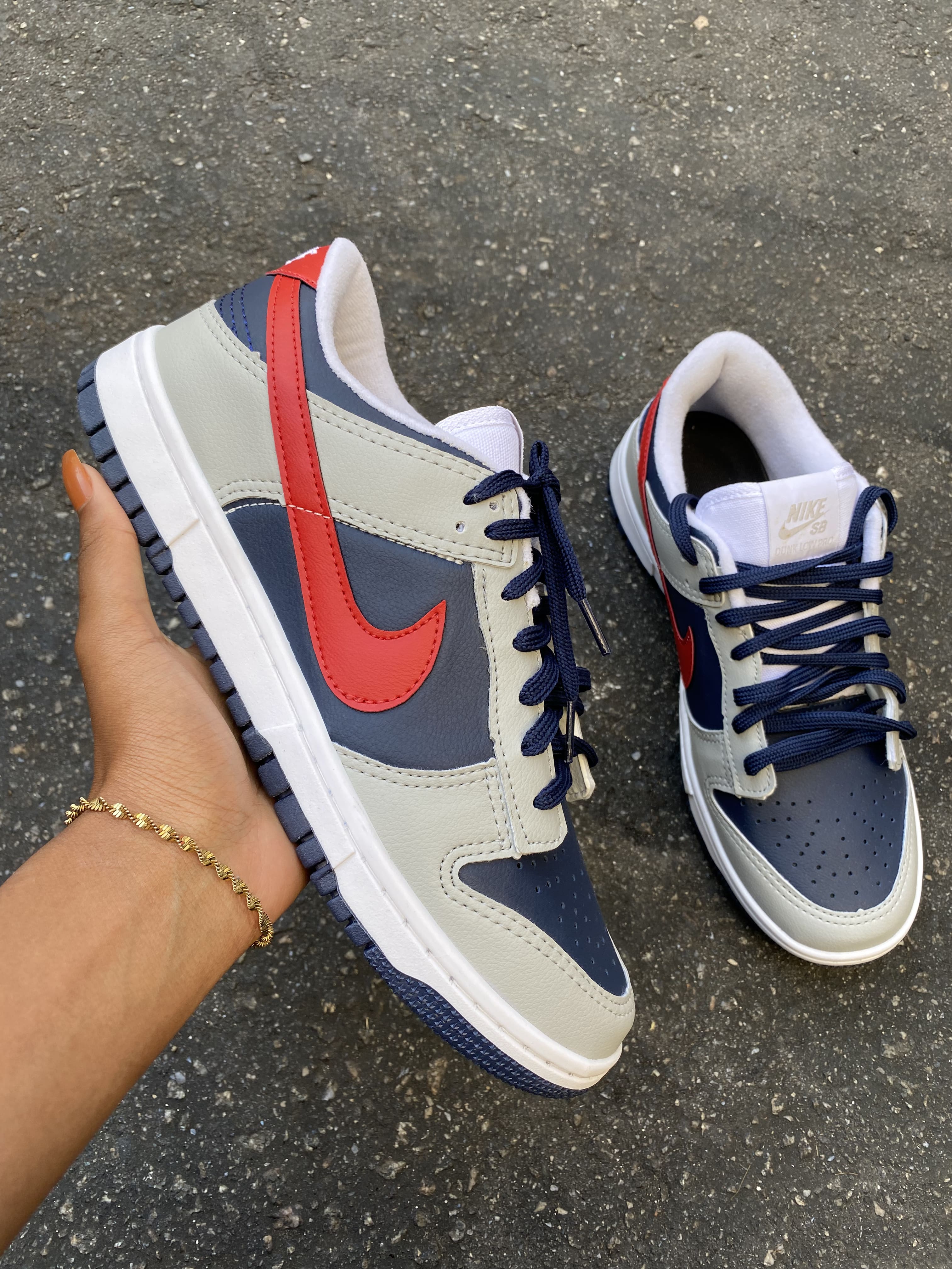 Dunk Low SB (AZUL/CINZA/VERMELHO)