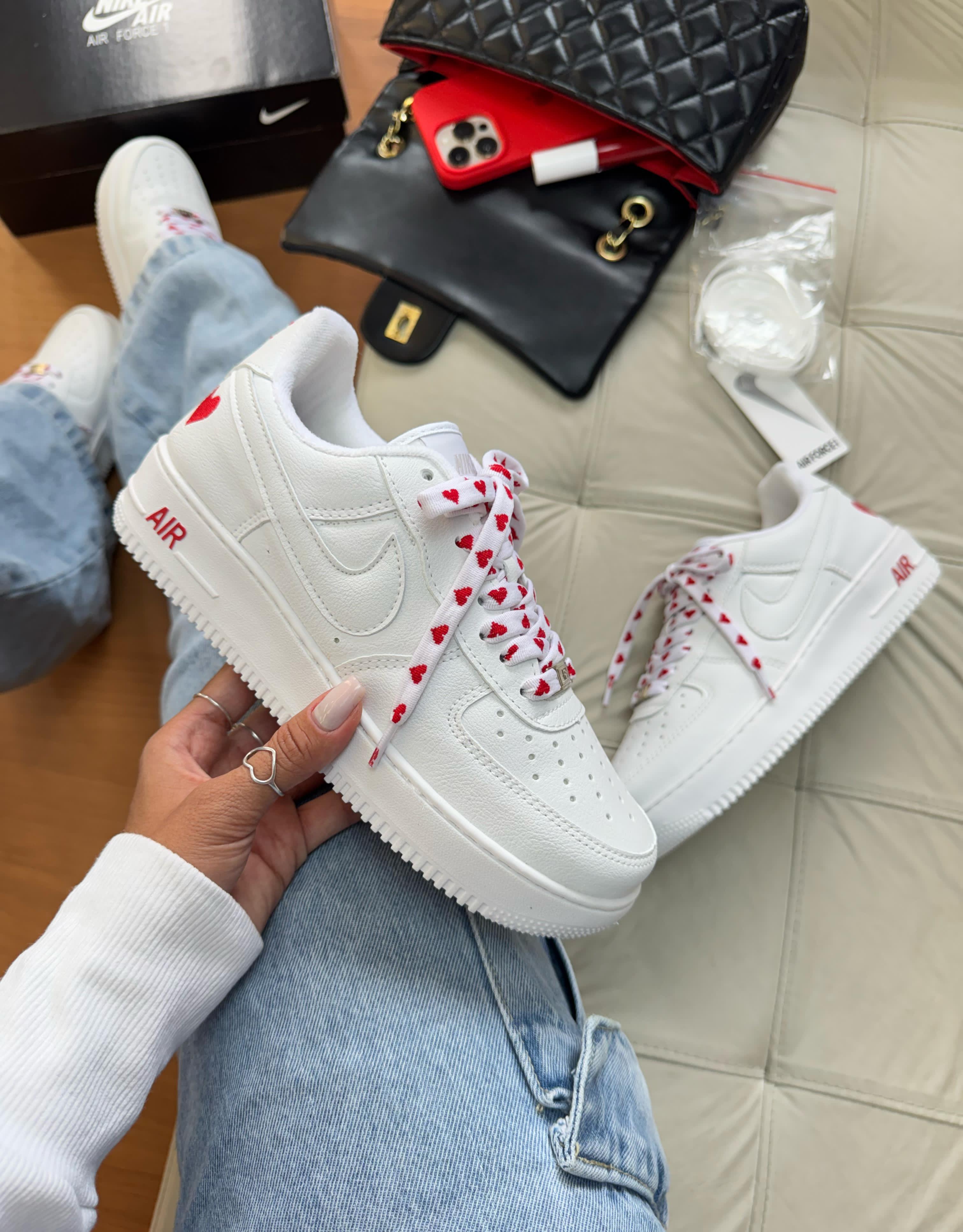 Nike Air LoveForce