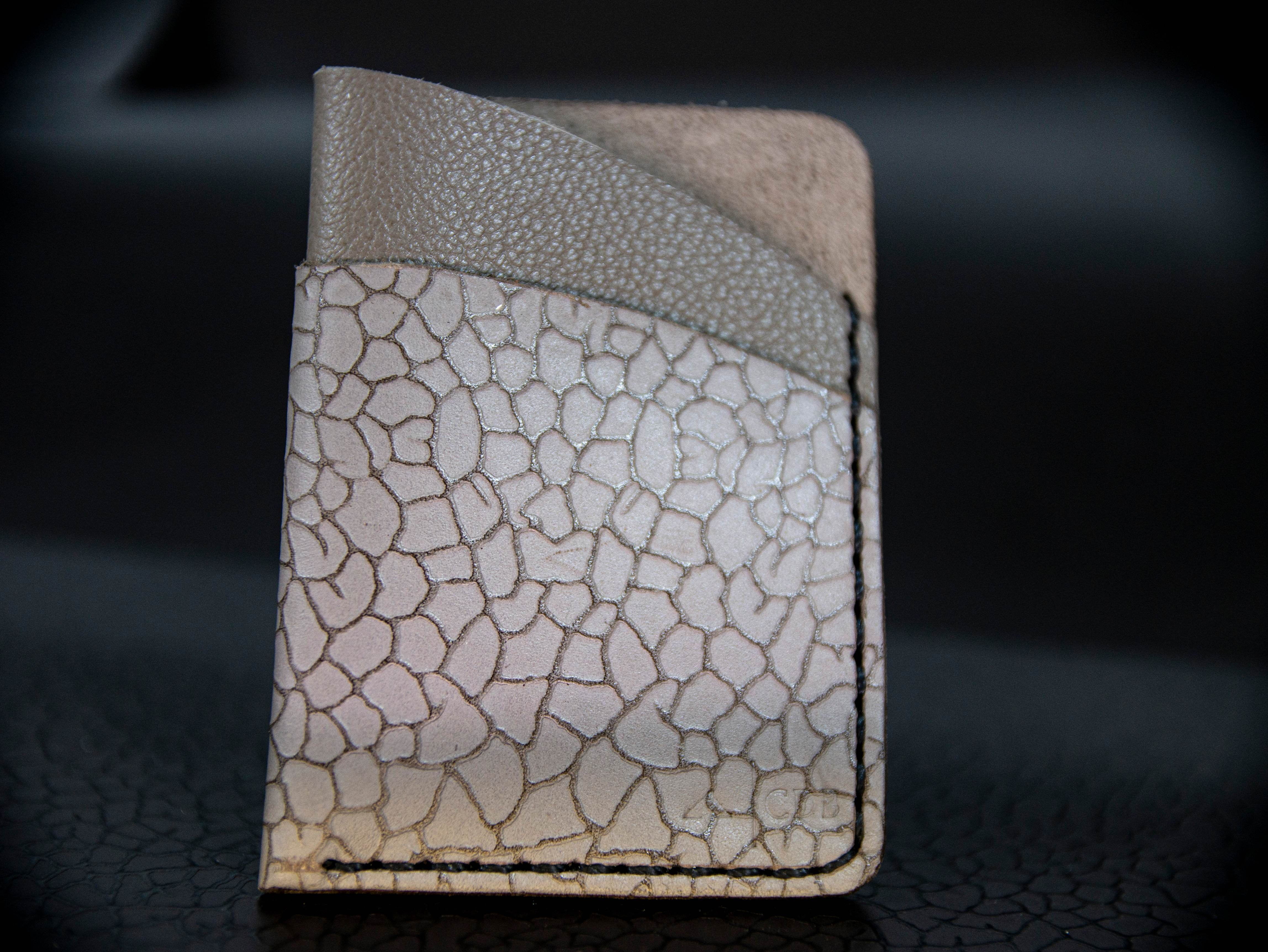 Carteira cardholder com erosion 100% couro legítimo