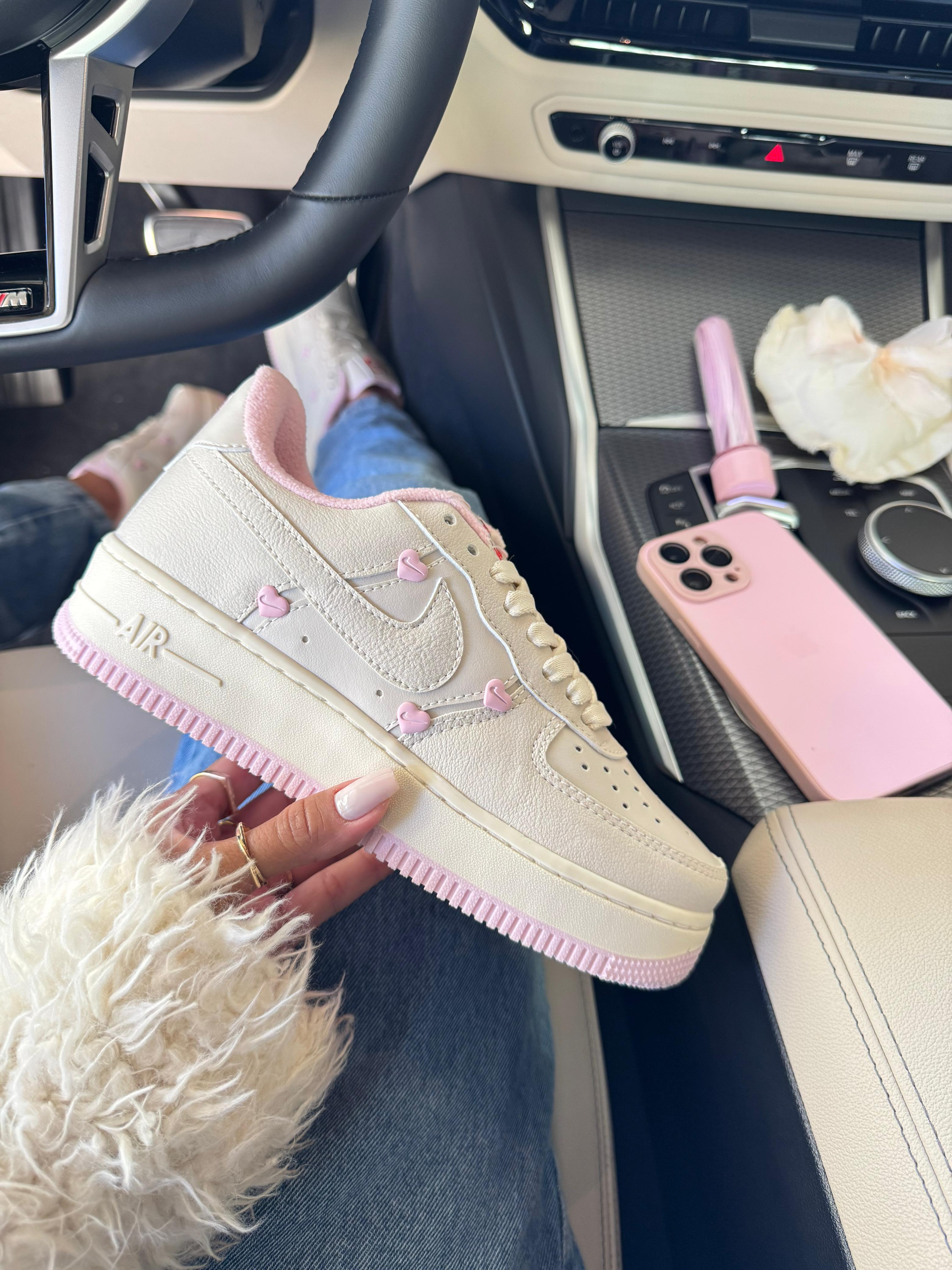 Nike Air Force Sweetheart