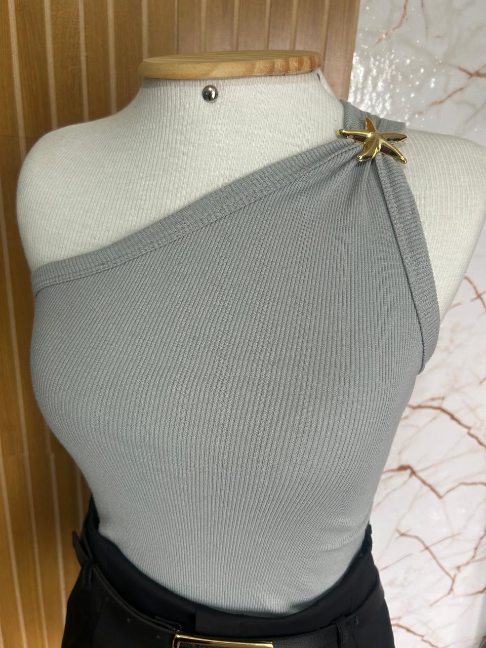Regata Nula Alça Única  Feminina Com Fivela Orgânica Tendência