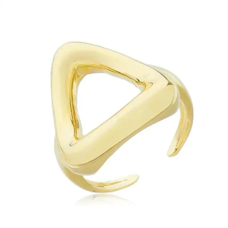 Anel Triângulo Dourado  Banhado a ouro 18k