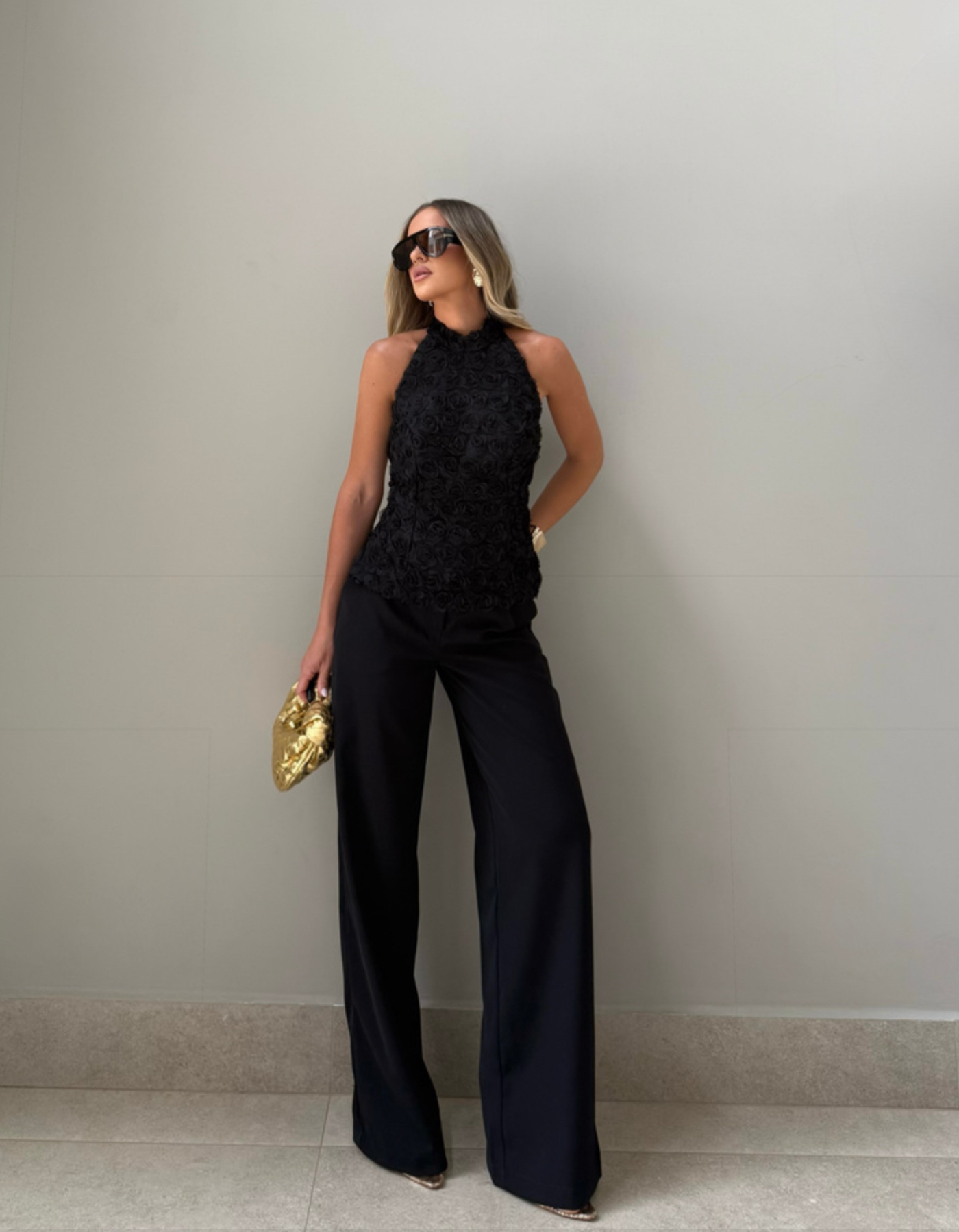 CONJUNTO CALÇA E TOP FRENTE ÚNICA FLORES 3D-CLOSET DELUXE