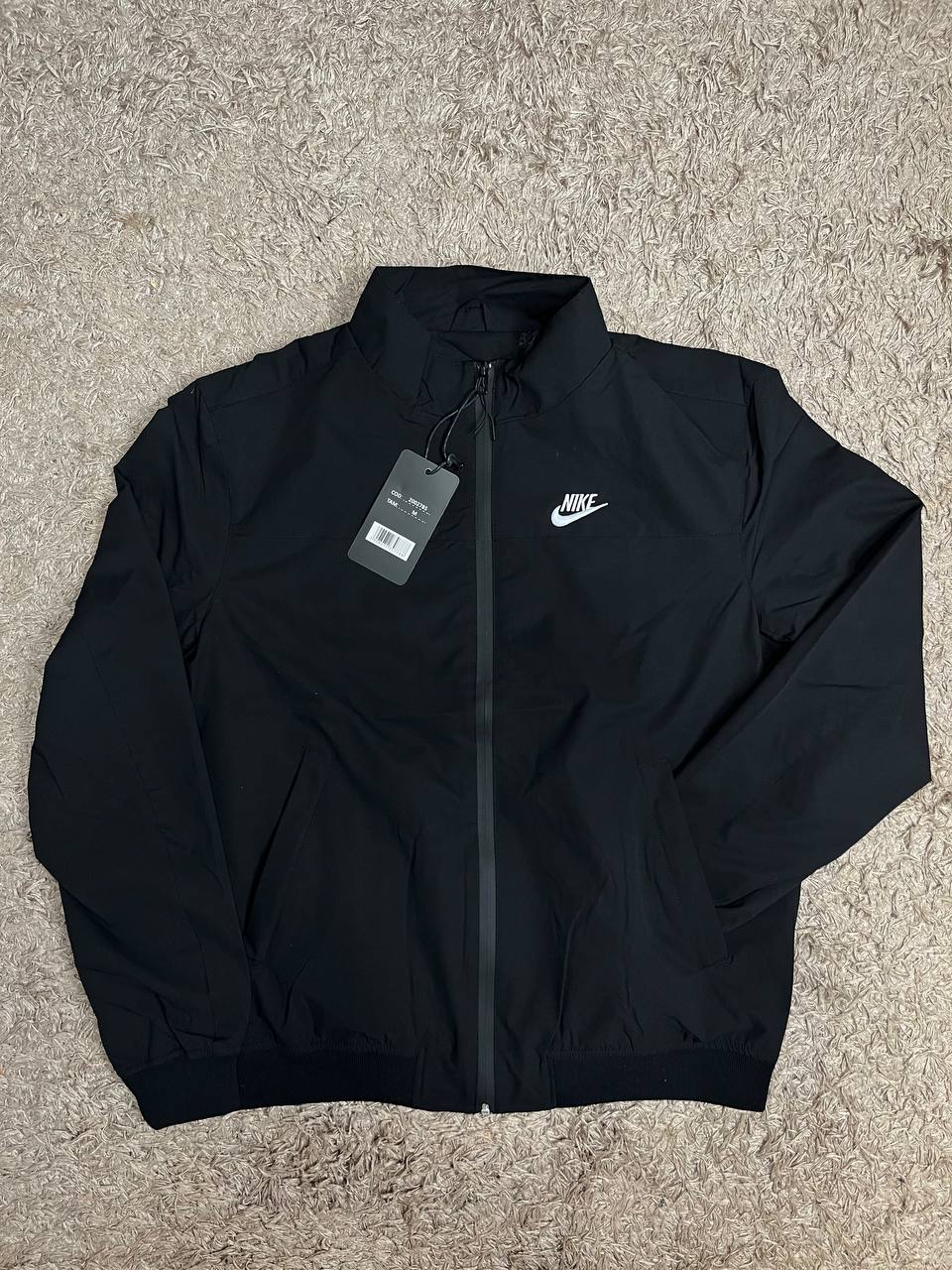 JAQUETA IMPORTADA NK PRETA