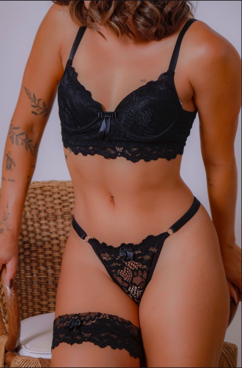 Conjunto de Renda com Bojo - Cores