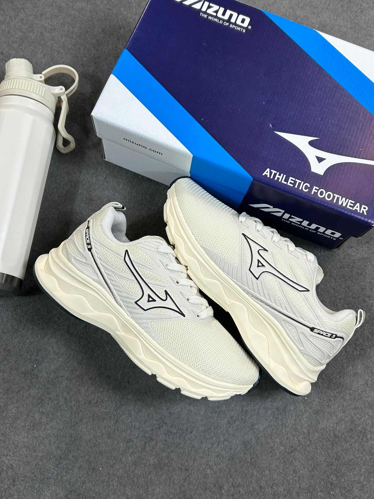 Tênis Mizuno Space 3 Off White Unissex   Leveza, Conforto e Estilo para Academia