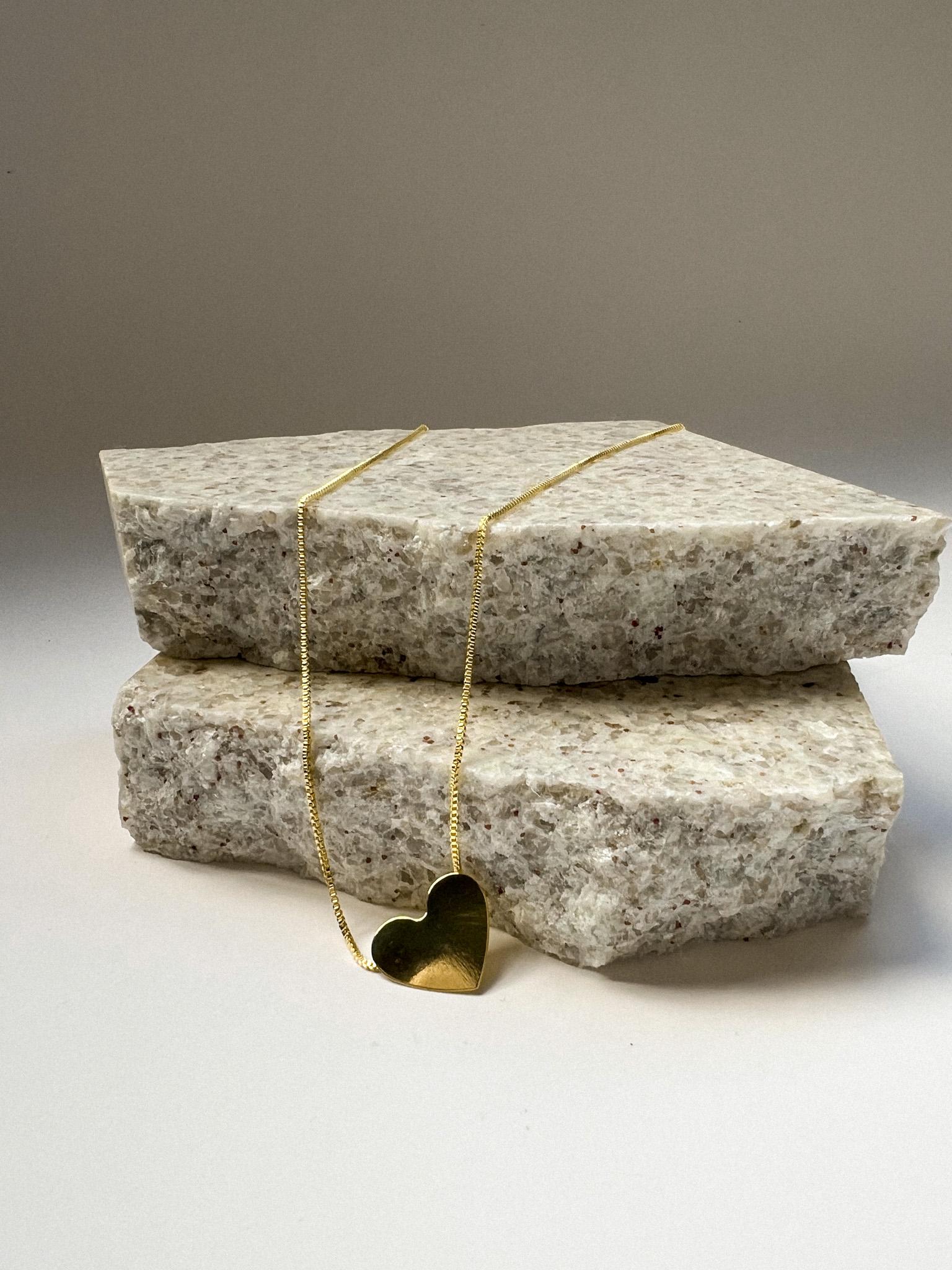 Colar Coração Placa