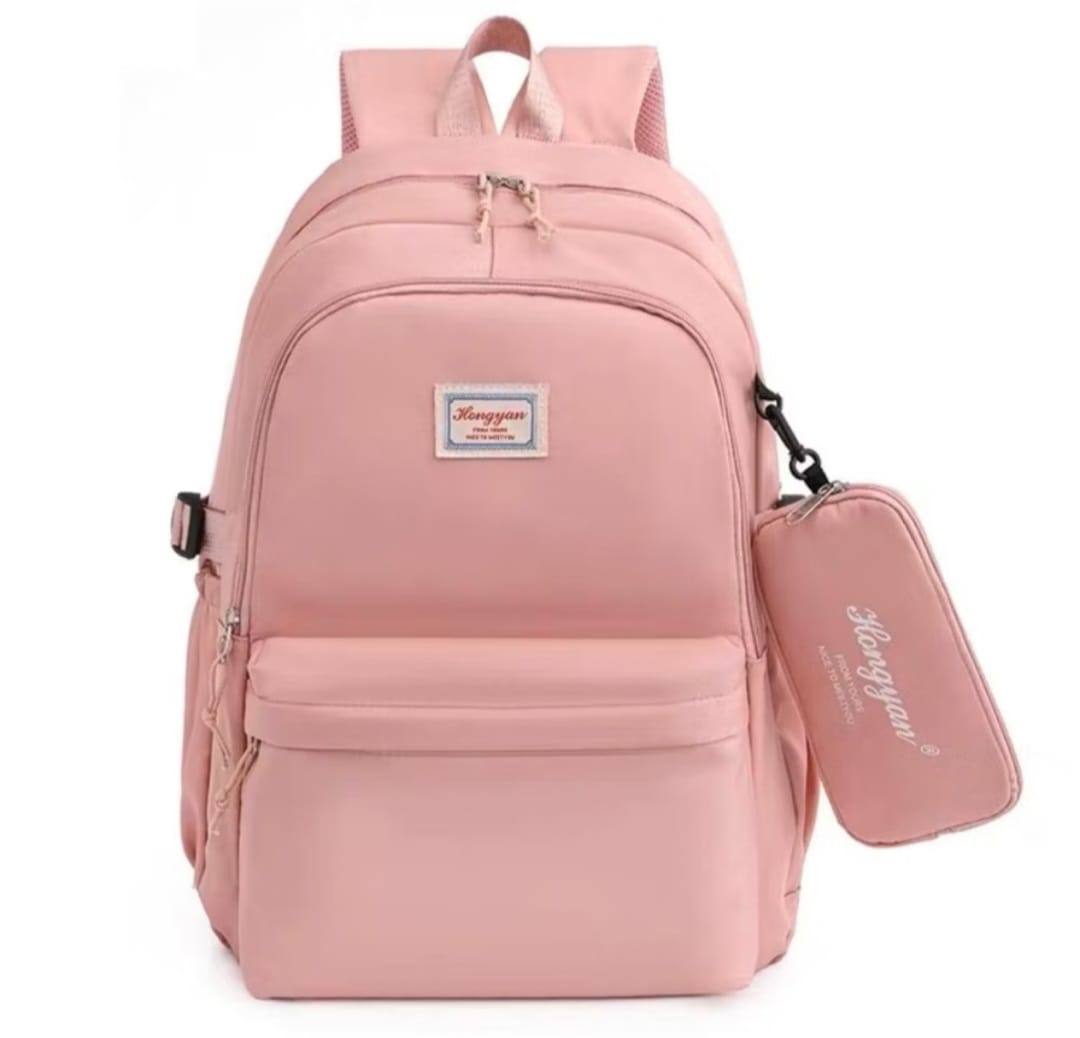 Mochila Feminina com Divisão e Acompanha Estojo