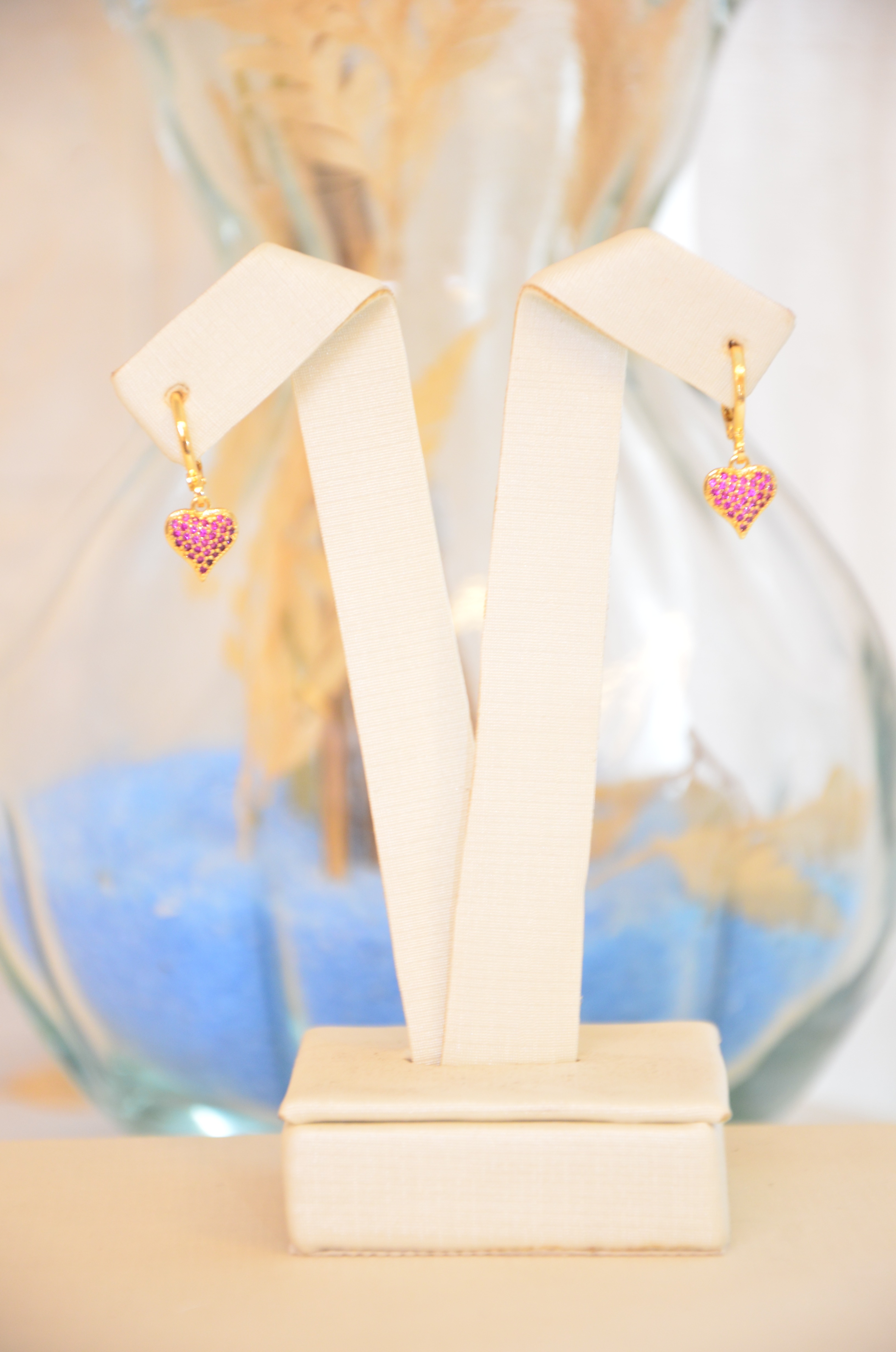 Brinco argola coração rubi