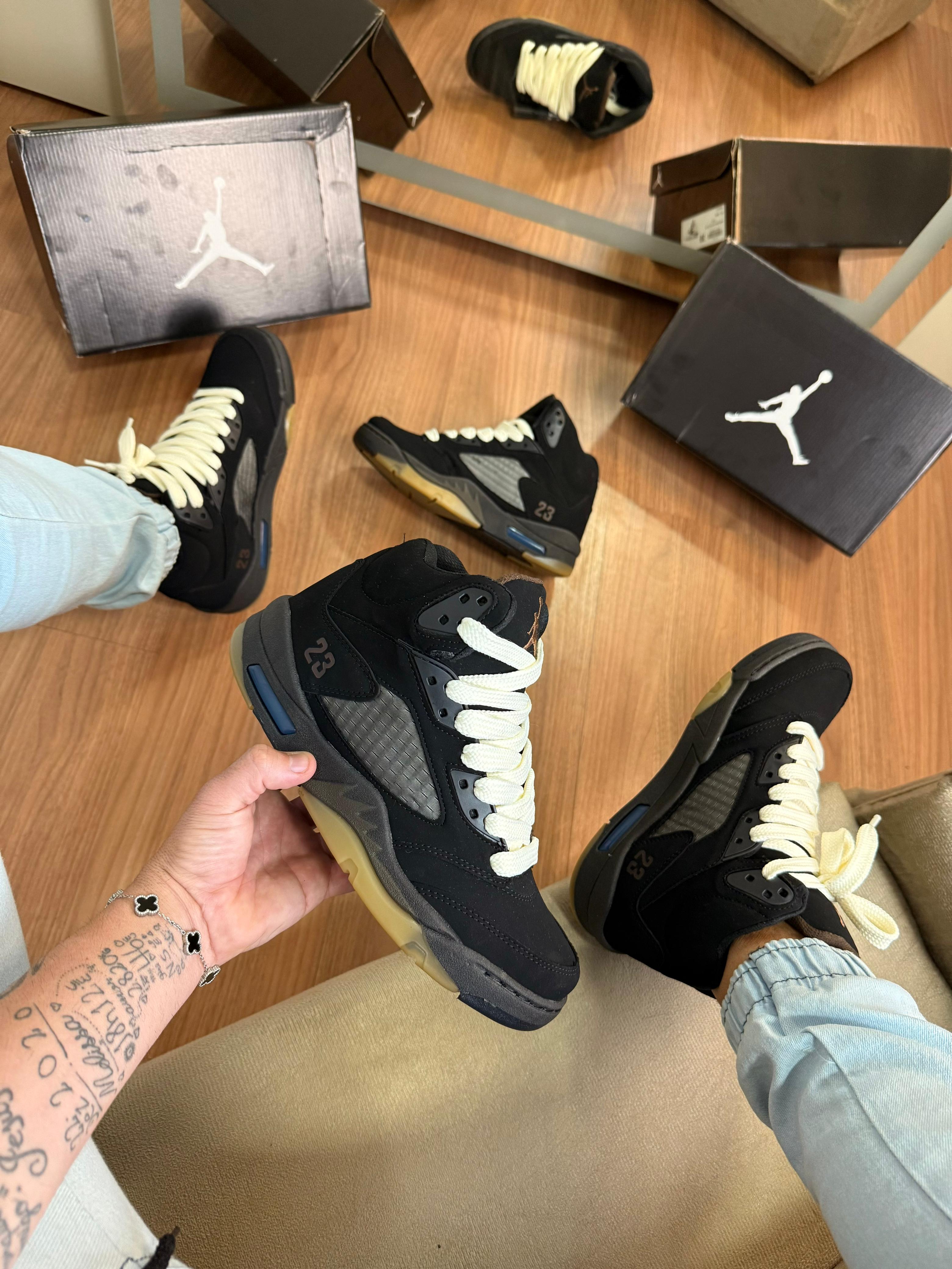 Nike Jordan LeBron 2 Preto Off White - Sneaker Masculino Streetwear Confortável e Estiloso