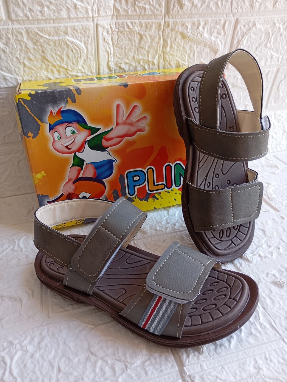 Sandália Infantil Menino Marrom C/Velcro