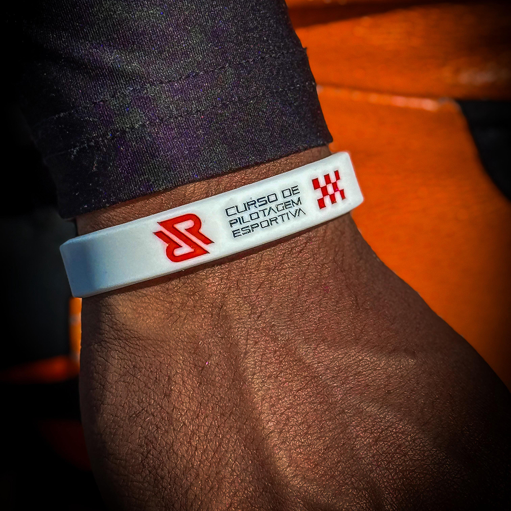 Pulseira emborrachada RR
