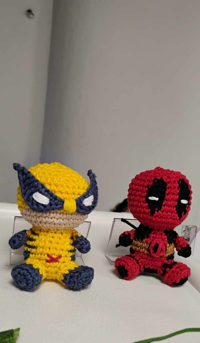 Boneco Wolverine e Deadpool