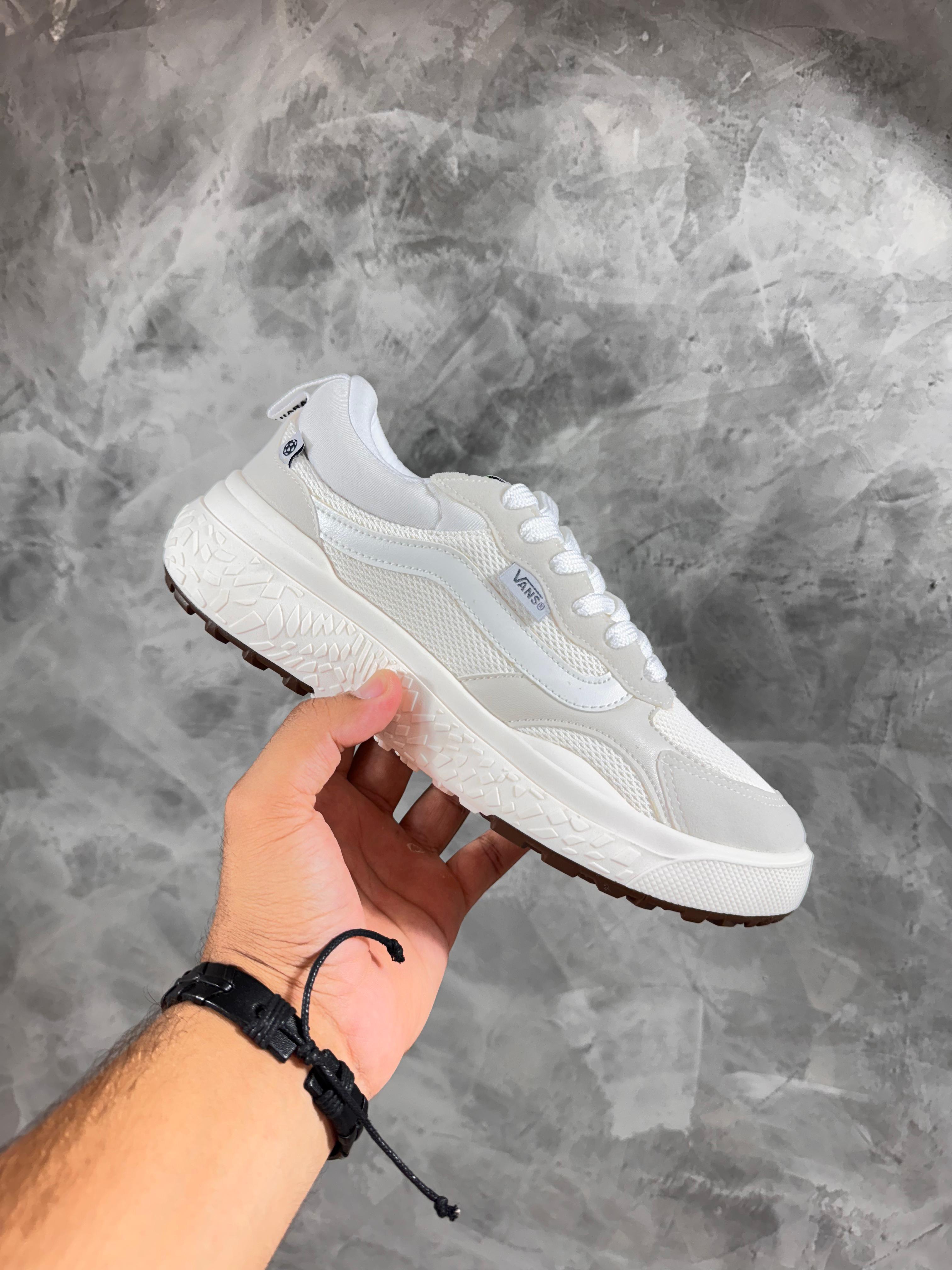 TÊNIS VANS ULTRARANGE NEO VR3 branco cinza