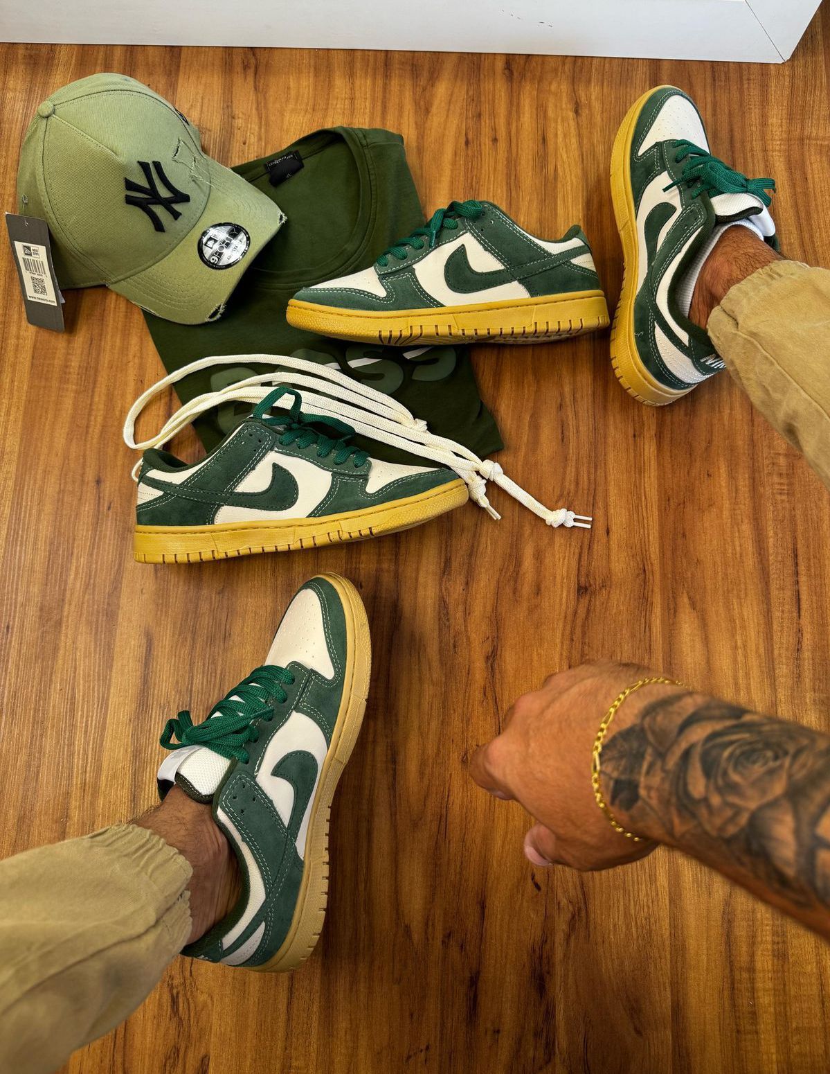 KIT NIKE CAMISA BONÉ E TENIS DUNK VERDE MAIS PUSEIRA