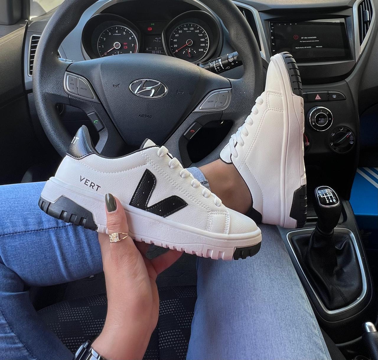 Tênis Vert Casual Feminino | Estilo Sustentável na Viwear Conceito