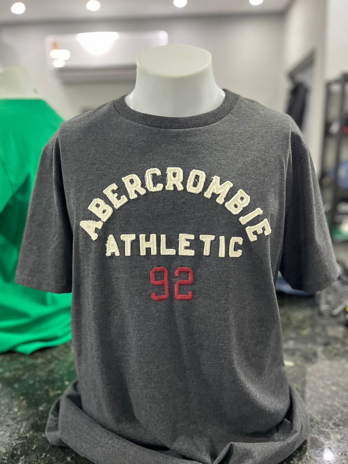 Camiseta Abercrombie Athletic 92