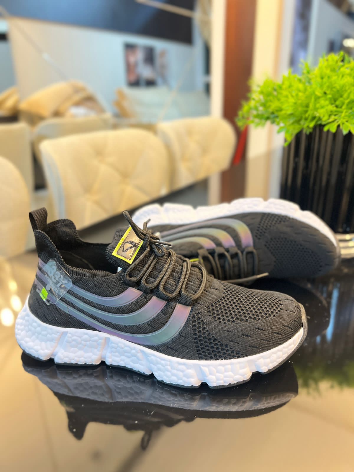 Tênis Adidas 33Y | Estilo e Conforto na Viwear Conceito