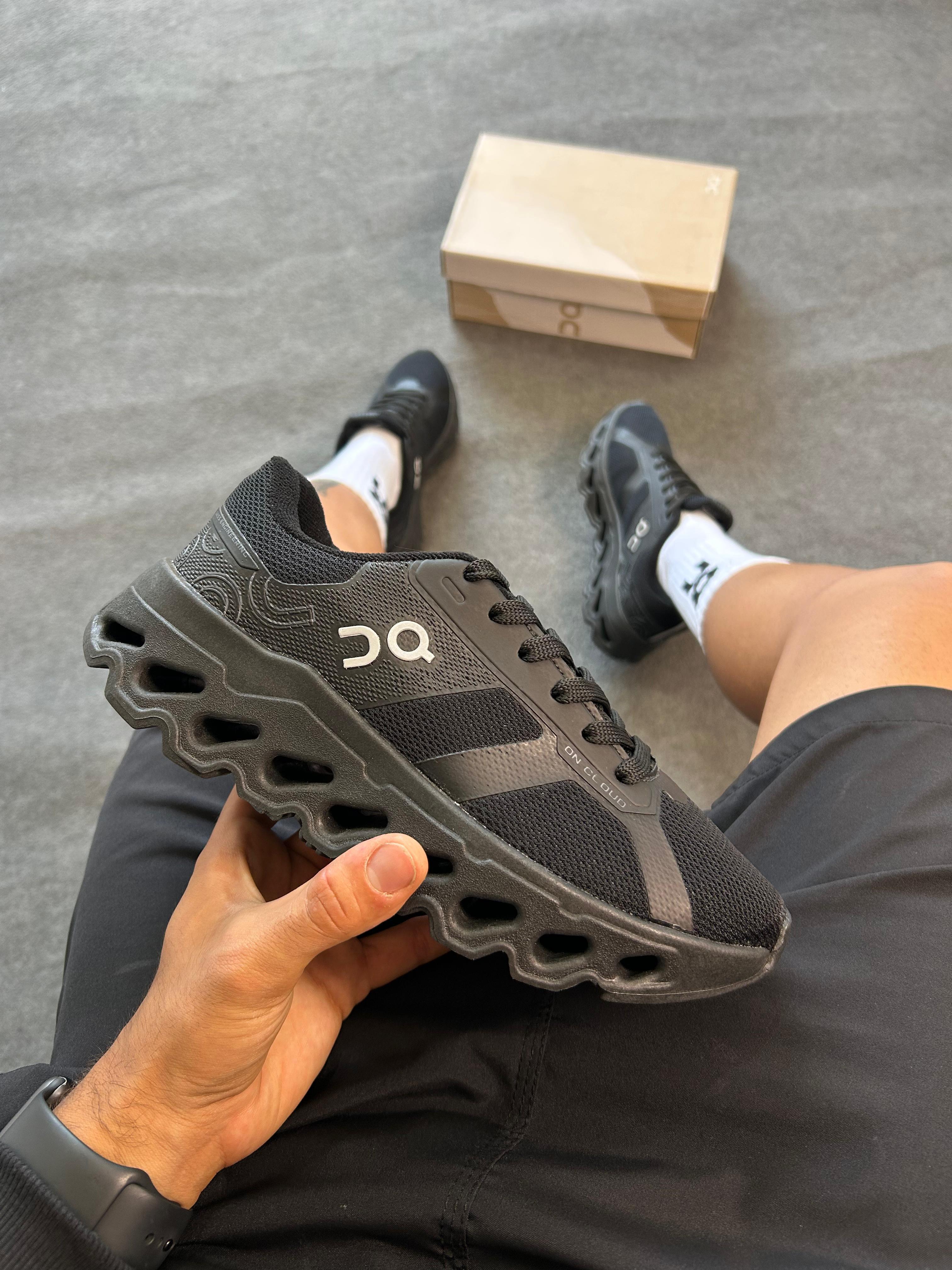 TÊNIS ON CLOUD Preto