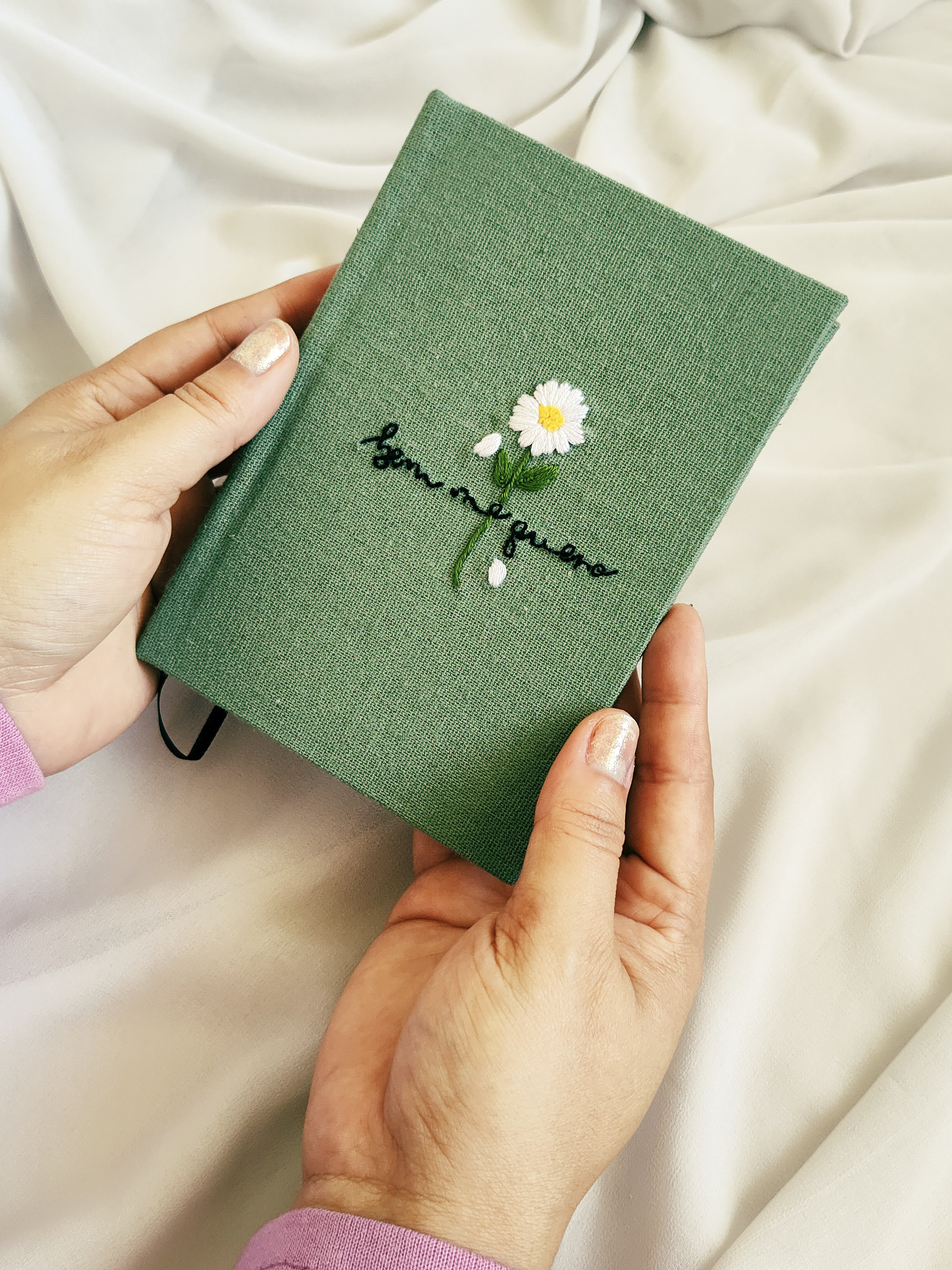 Caderno Bem me Quero Bordado