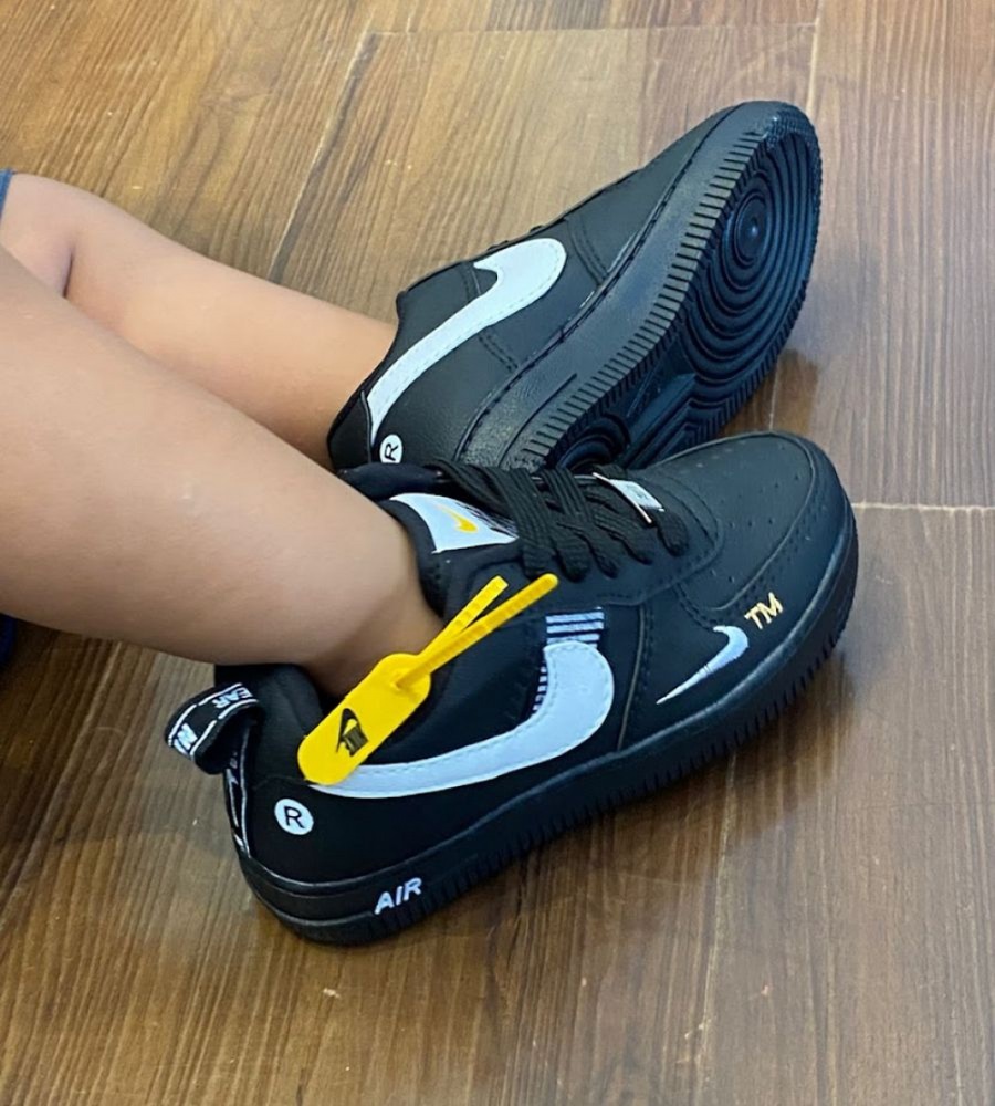 Tênis Air Force 1 Utility Infantil - Preto