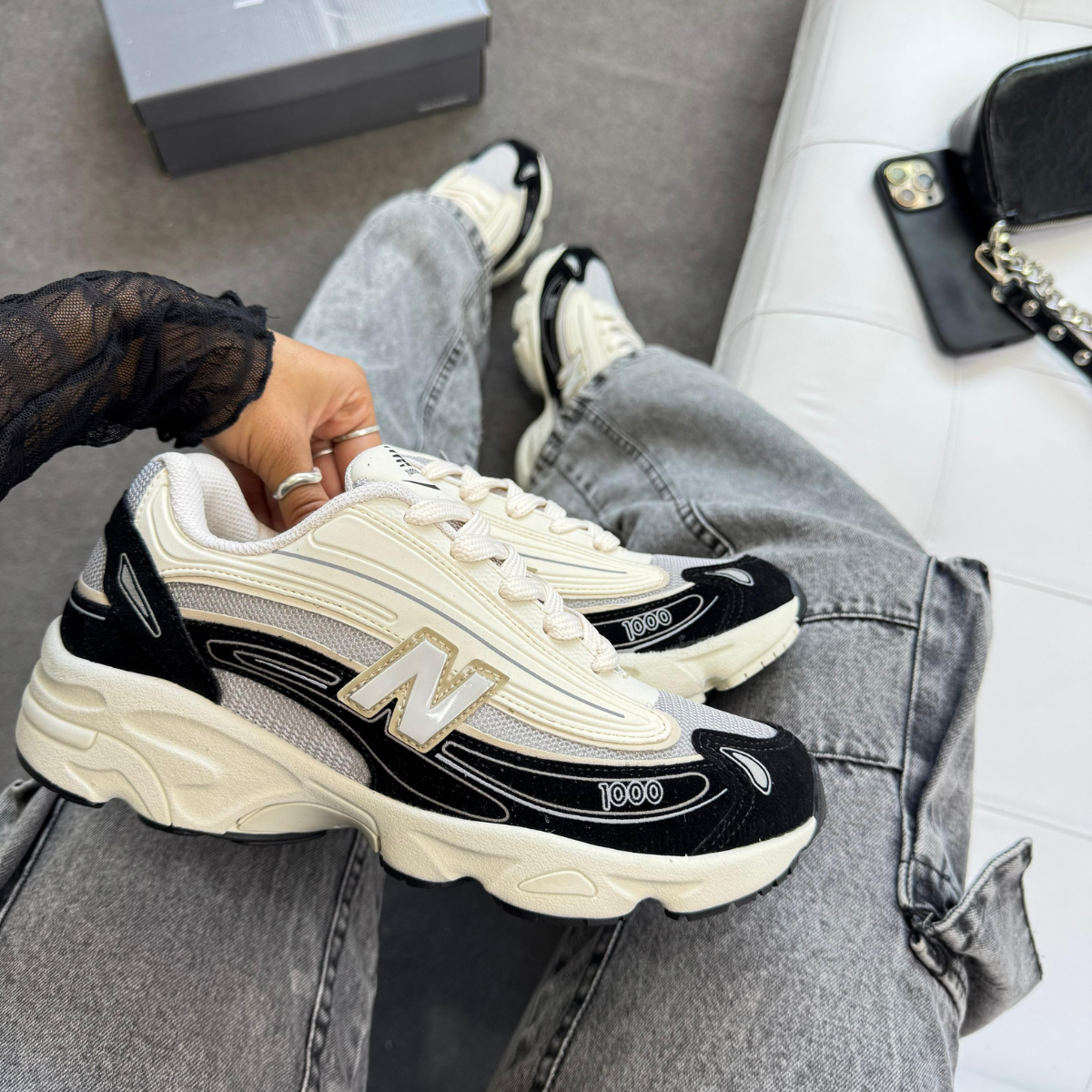 New Balance 1000 Off white/branco/preto - Unissex