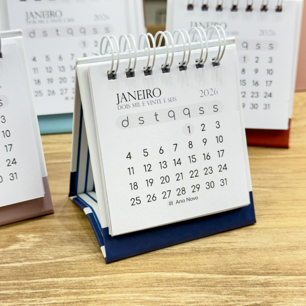 Mini Calendário de mesa 2026