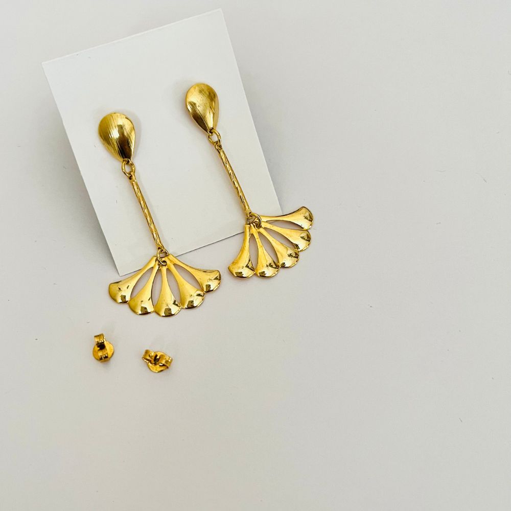 Brinco Pendente estilo Leque aberto