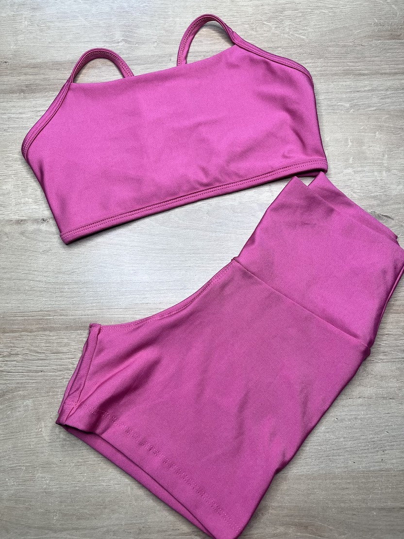 Conjunto com top de alça e short Linha básica - Nena