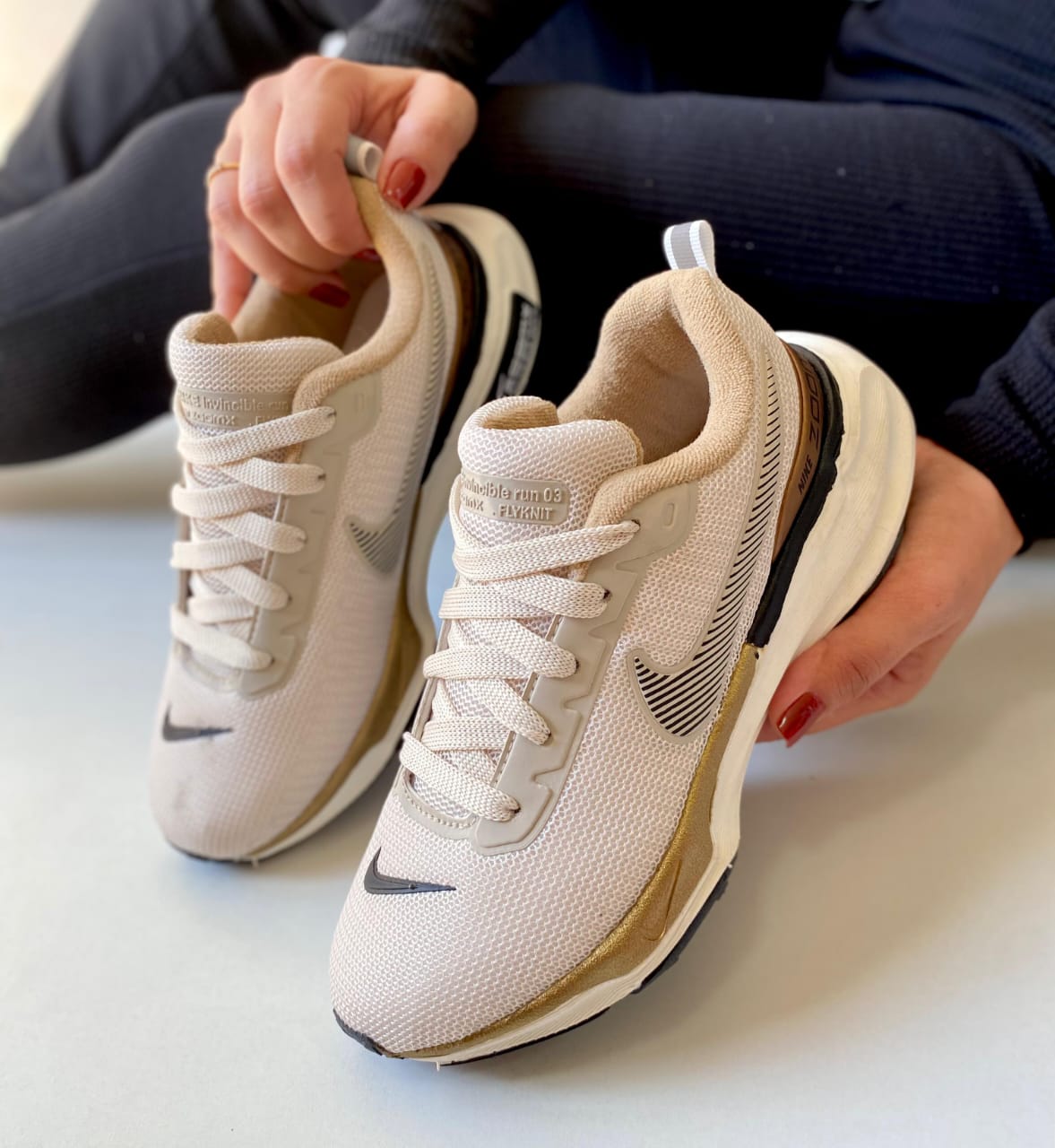 Nike Zoom X Invincible Run 03 Bege Rose