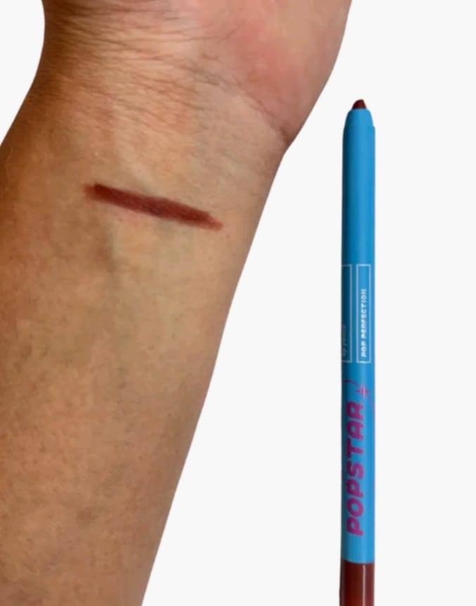 Lápis Labial Ruby Rose Popstar Anos 2000   Textura Macia e Alta Pigmentação