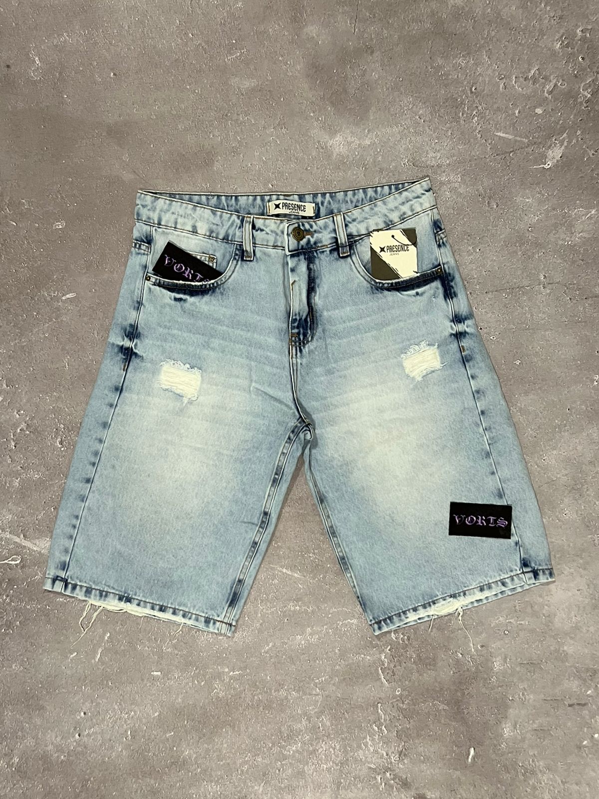BERMUDA JEANS PRESENCE - Baggy claro