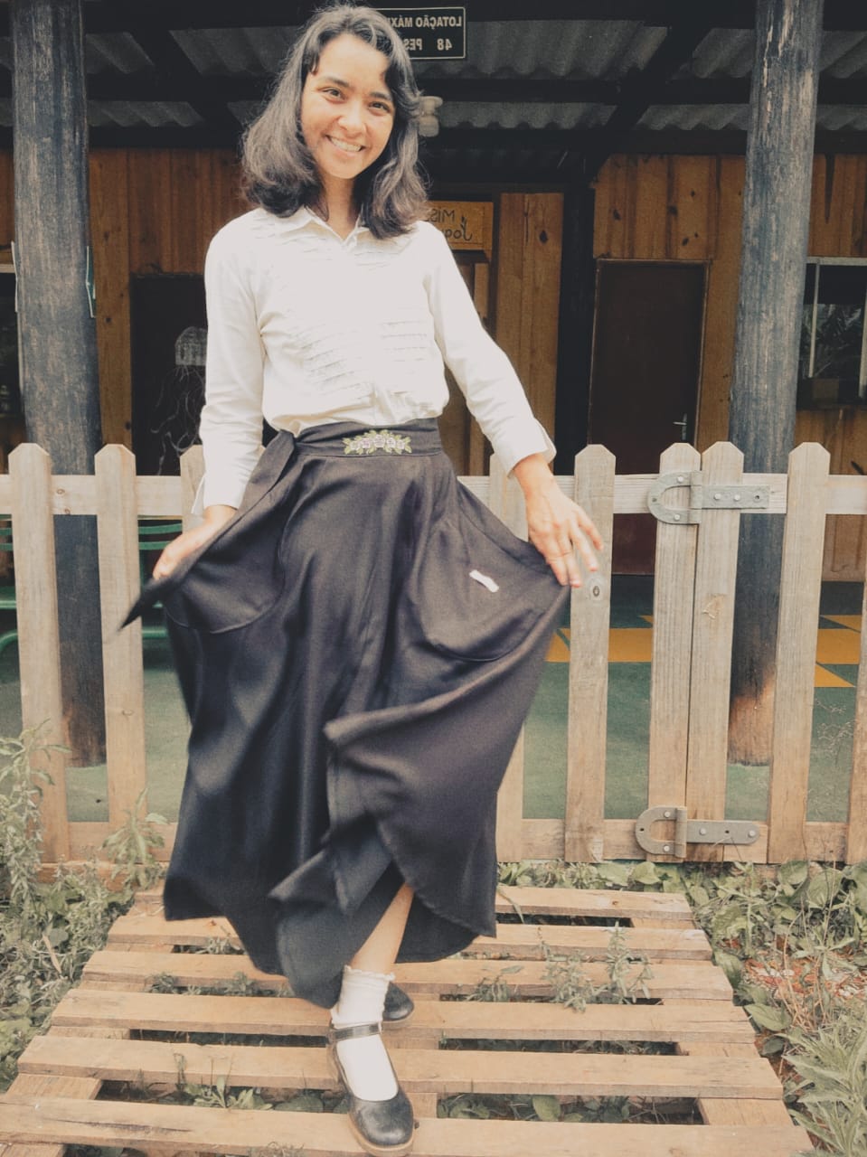 Saia Longa Pretinho Quase Básico