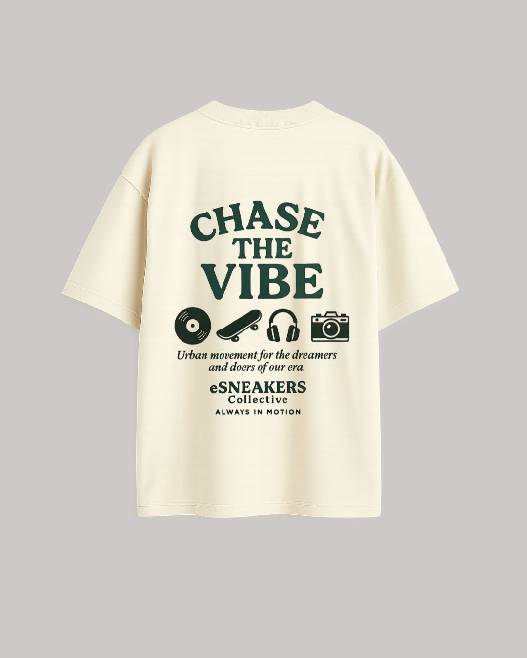 Camiseta Oversized  CHASE THE VIBE  Off-White