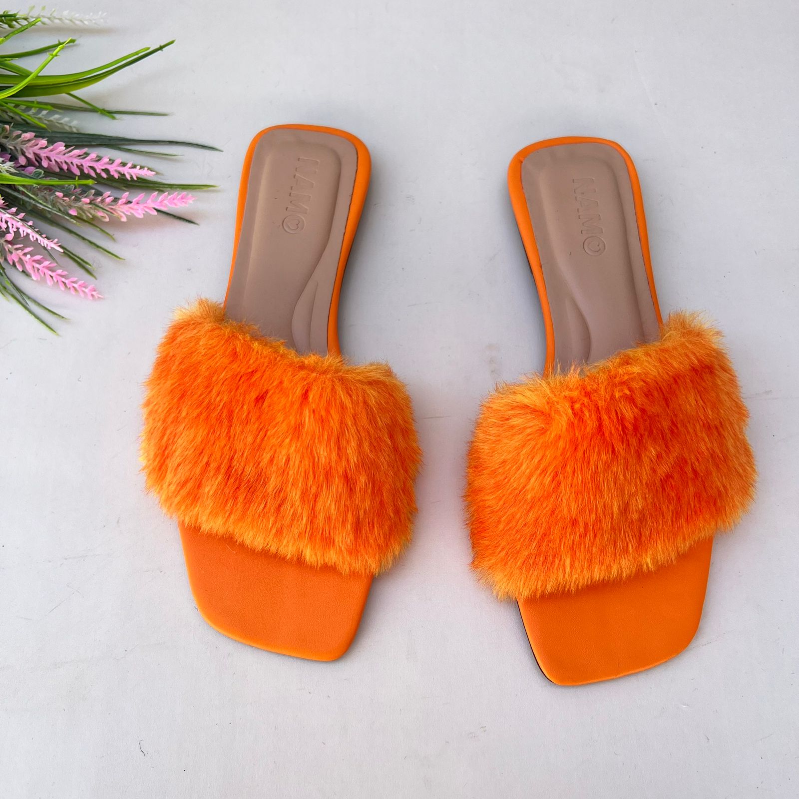 Pantufa Feminina Explosão das Cores (Laranja) - Sofistifação e Conforto Para Seus Pés