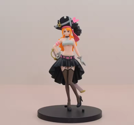 Action Figure Nami (Estilo Pirata de Gala/Strong World) - One Piece Colecionável