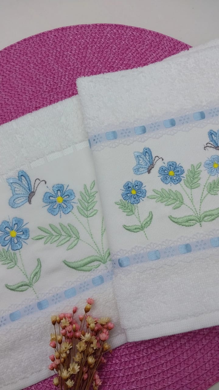 Kit Toalhas Bordadas Borboletas no Jardim - Rosto e Lavabo