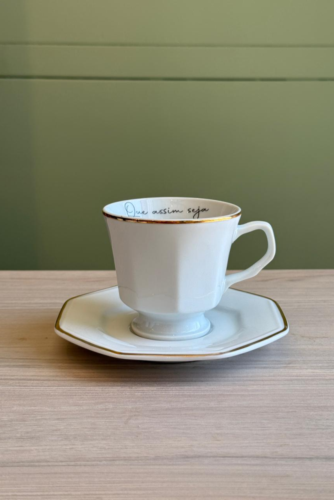 Xícara com Pires   Frases Variadas