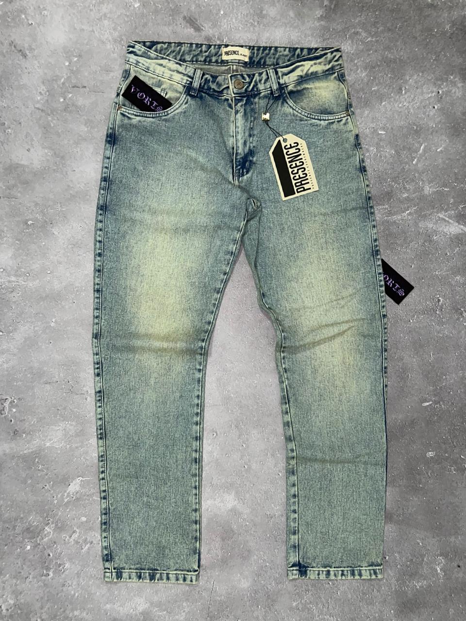 CALÇA JEANS PRESENCE - Reta clara