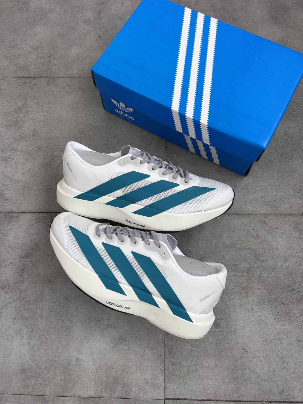 ADIDAS ADIZERO