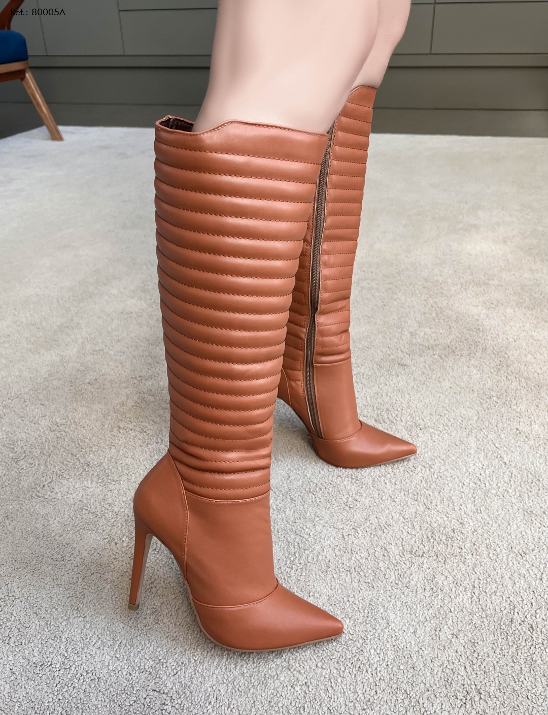 80005A - BOTA BICO FINO SALTO 12 CANO ALTO