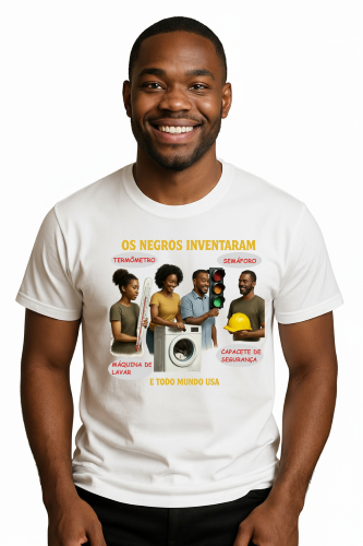 Camiseta Tradicional, Gola Redonda, Casual com Estampa Os Negros Inventaram