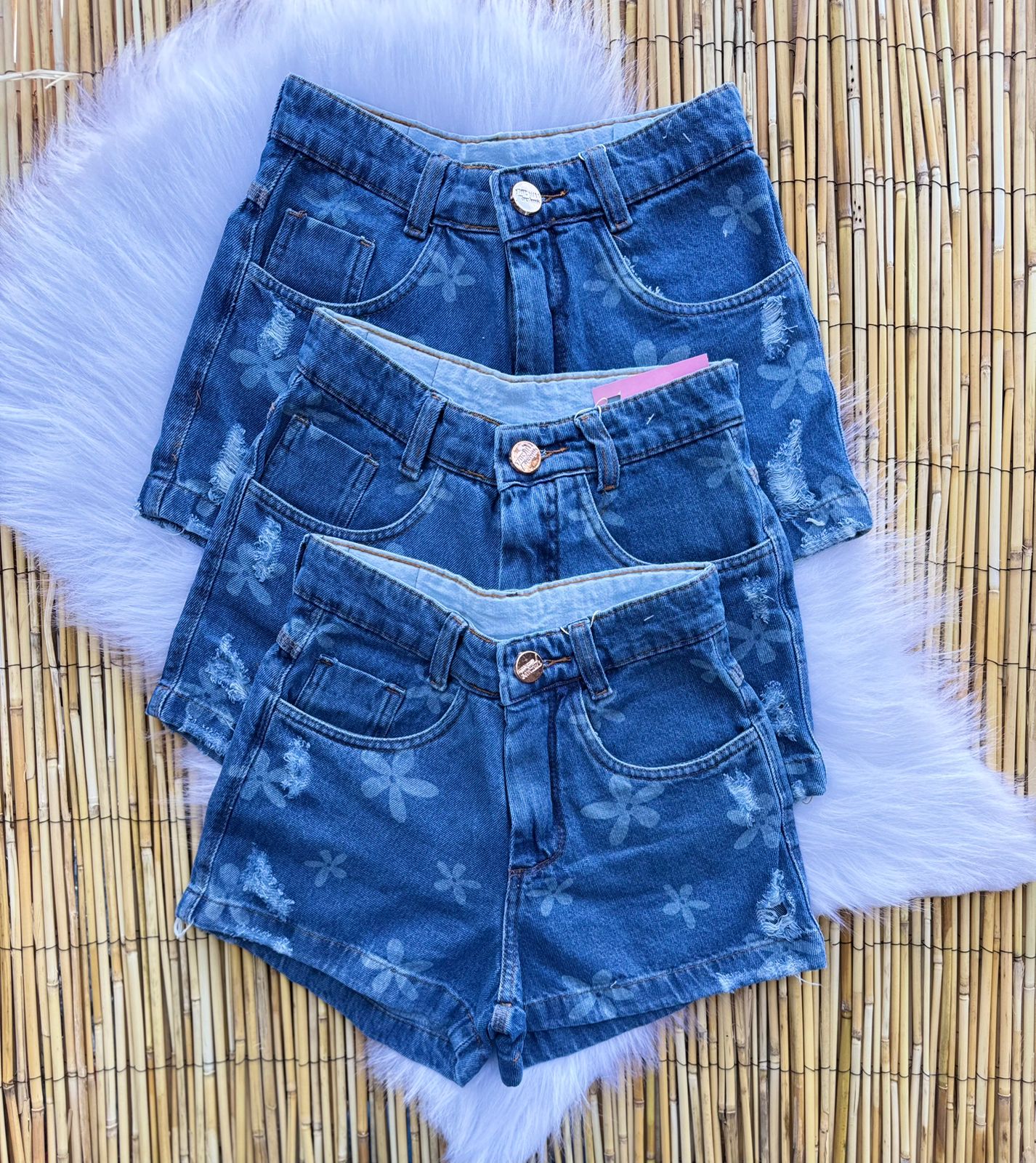 shorts flores a leser