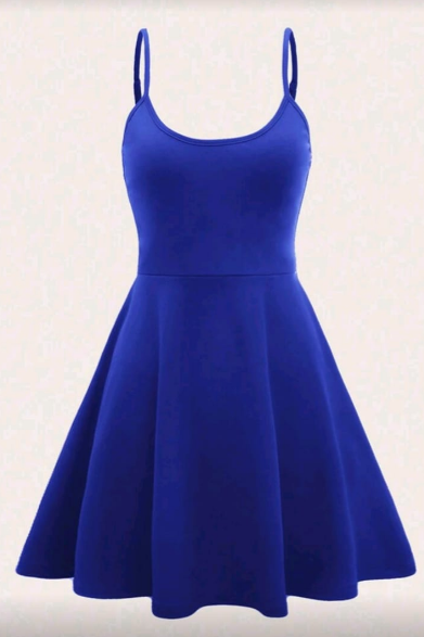 Vestido dê alcinha fina cor azul.