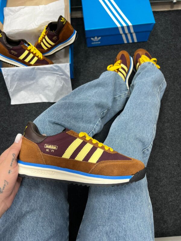 Adidas SL 72 Marrom e Amarelo